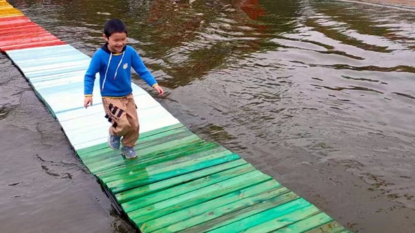水上漂